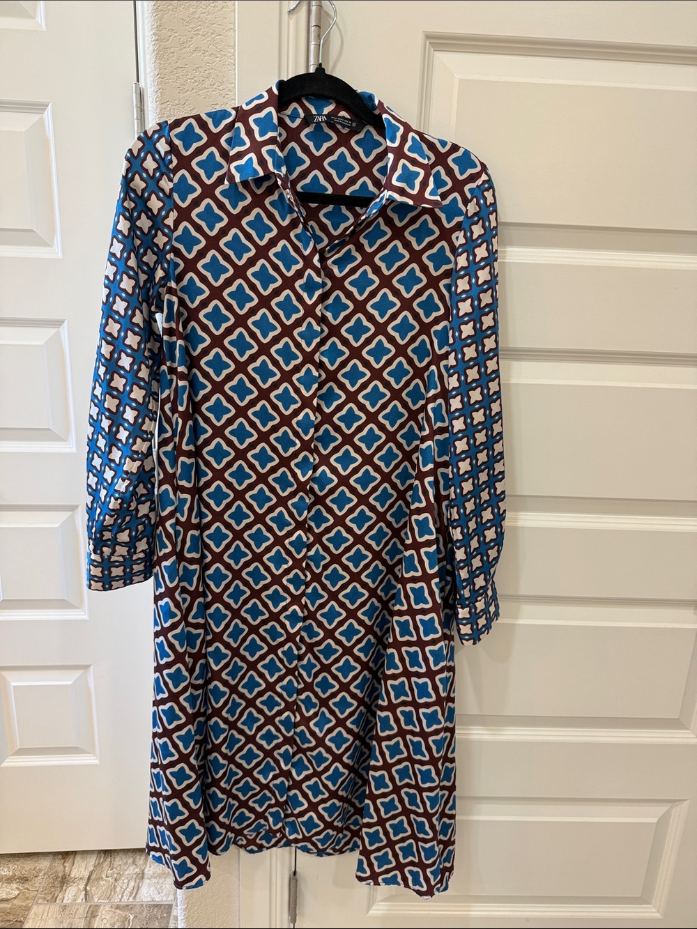 Zara- Blue and Brown Geometric Shirt Dress - Classic Collared Style